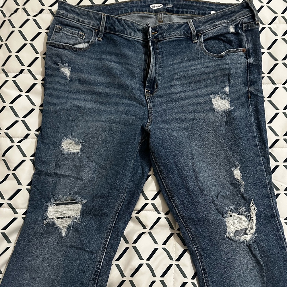 Old Navy rockstar jeans size 18